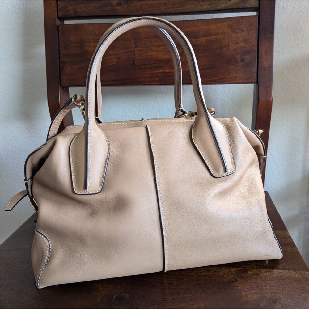 COPY - EUC Tod's D Styling Bauletto Medium Bag Beige Leather